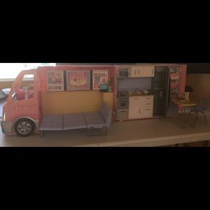 Barbie camper